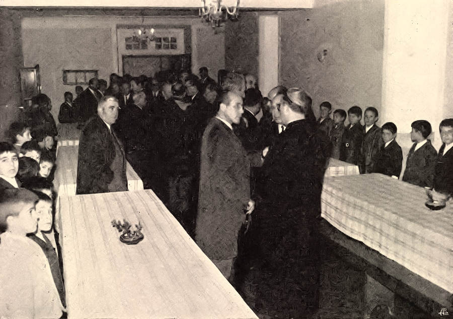 Clicar para ampliar.