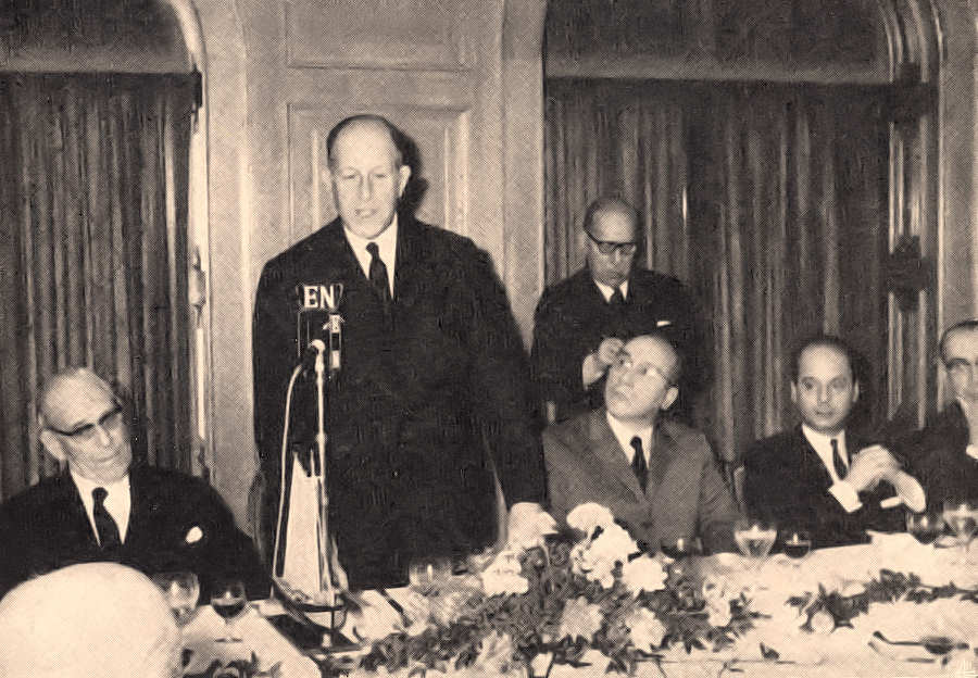 Clicar para ampliar.