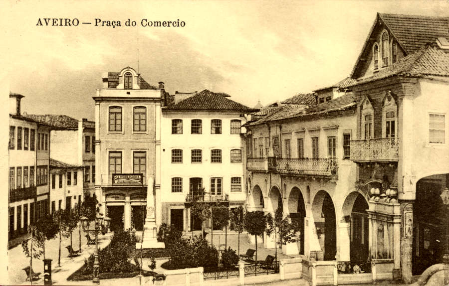 Imagem antiga de Aveiro (não incluída no Boletim 19) designada na peça por «Praça do Pão». Clicar para ampliar.