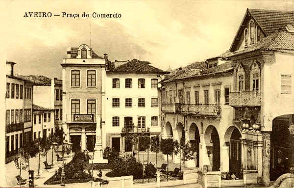 S/N - AVEIRO Pra�a do Comercio - Editor Alberto Malva, R. Madalena, Lisboa - SD - Dimens�es: 13,9x8,9 cm. - Col FMSarmento.