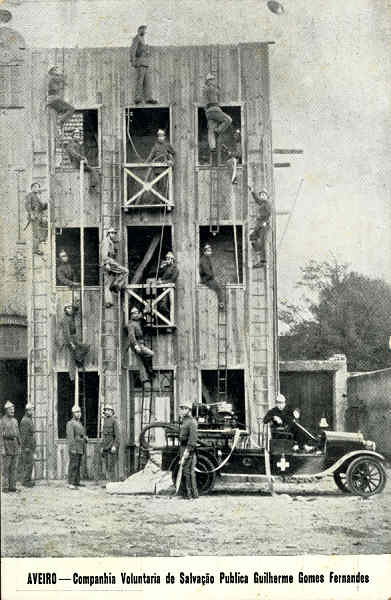 S/N - AVEIRO Companhia Voluntaria de Salva��o Publica Guilherme Gomes Fernandes - Editor n�o indicado - SD - Dimens�es 13,8x9 cm. - Col.  FMSarmento.