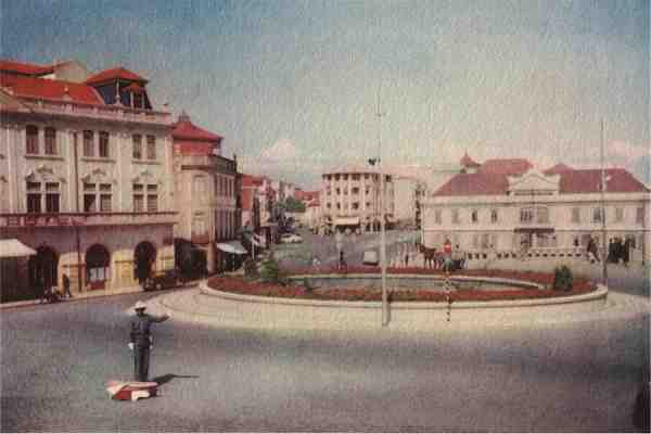 Postal Edi��es ��guas da Costa�, n.� 2 - Centro da Cidade - Dimens�es: 14,7x10 cm. - Col. HJCO