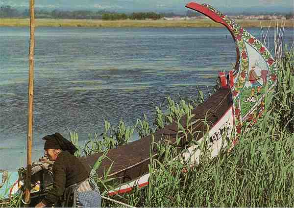 Ed. do Centro de Caridade �N� Sr� Perp�tuo Socorro�, n.� 2219 - S/D - Dimens�es: 14,9x10,4 cm. - Col. HJCO