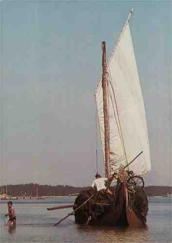 N.� 2222 - Centro de Caridade N� Sr� Perp�tuo Socorro - Porto - S/D - Dimens�es: 10,5x14,9 cm. - Col. Carvalhinho.