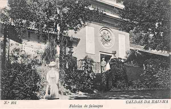 N.� 104 - Caldas da Rainha: F�brica de Faian�as - Edi��o Alberto Malva - Circulado em 1908 - Dimens�es: 13,8x8,9 cm. - Col. Miguel Chaby.