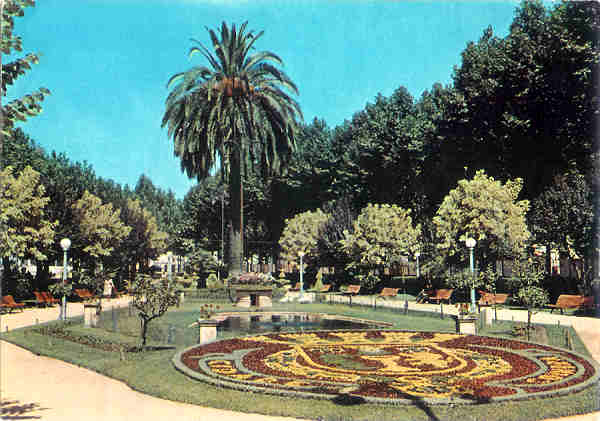 N� 75 - Coimbra. Parque Dr. Manuel de Arriaga - Ed. RAN - SD - Circulado em 1965 - Dim. 14,9x10,5 cm - Col. Jo�o Ponte