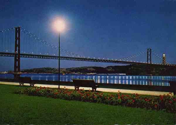 N.� 204 - Lisboa Ponte Salazar - Ed. Supercor - Dimens�es 14,7x10,3 cm. - Col. M�rio F. Silva (1975).