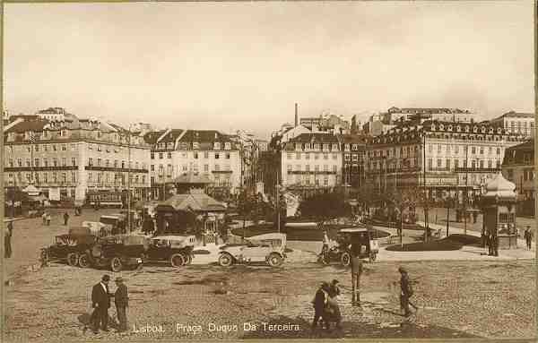 S/N - Lisboa. Pra�a Duque Da Terceira - Sem Editor - S/D - Dimens�es: 13,4x8,6 cm (bordo dourado) - Col. Aur�lio Dinis Marta.