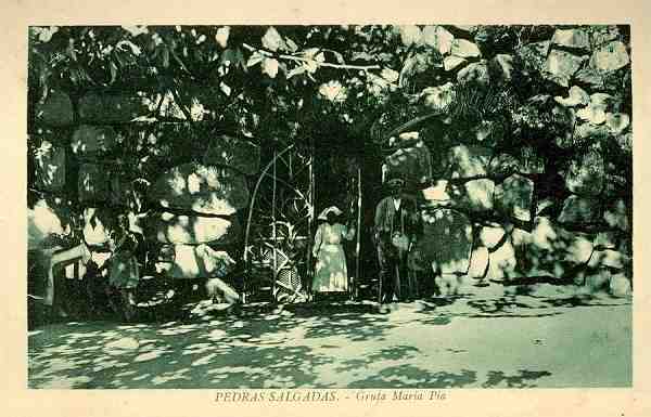 S/N - Pedras Salgadas - Gruta Maria Pia - Sem indica��o do editor - S/D - Dimens�es: 14,3x9,2 cm. - Col. Aur�lio Dinis Marta.