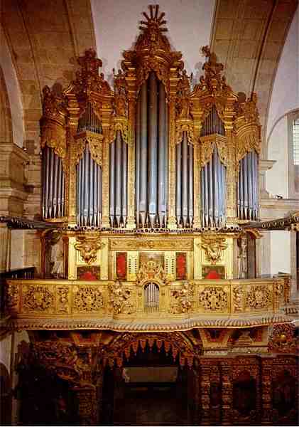 N.� 10 - Arouca: �rg�o do Coro do Convento de Santa Mafalda - Edi��o da C�mara Municipal de Arouca - S/D - Dimens�es: 10,4x14,9 cm. - Col. HJCO (1989).