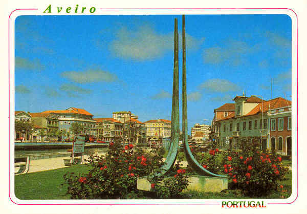 N.� 14 - AVEIRO-Portugal Monumento dedicado � Avia��o Naval - Edi��o Bruno da Rocha, Aveiro - S/D - Dimens�es: 15x10,5 cm. - Col. Gra�a Maia