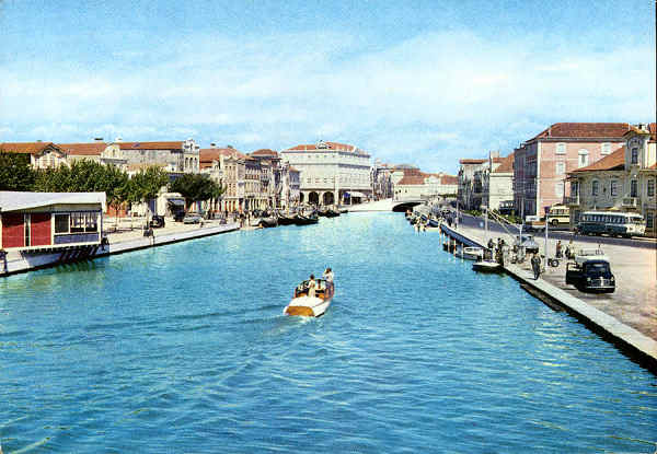 Mod. 507/Pr. - AVEIRO Canal central da Ria - Edi��o OCASO (?) - S/D - Dimens�es: 14,9x10,4 cm. - Col. Gra�a Maia (circulado em 1968)