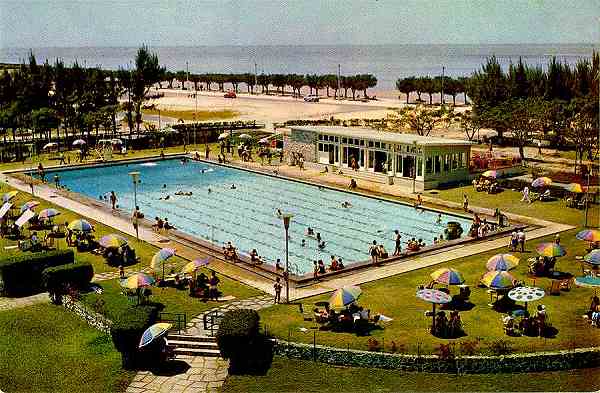 N.� 9 - BEIRA-Mo�ambique Piscina do Grande Hotel - Edi��o de CINEL�NDIA, Beira Mo�ambique - S/D - Dimens�es: 14,4x9,4 cm. - Col. Manuel B�ia (1970)