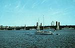 West Boston Bridge Over The Charles River Boston - Mass, 1966 - Dimens�es 13,9x8,9 cm - Col. M. F. Silva