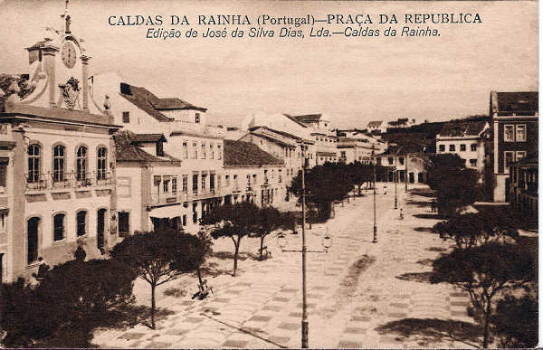 S/N - Portugal-Caldas da Rainha Pra�a da Rep�blica - Editor Jos� da Silva Dias - Editado em 1930 - Dimens�es: 8,8x13,5 cm. - Col. Miguel Chaby