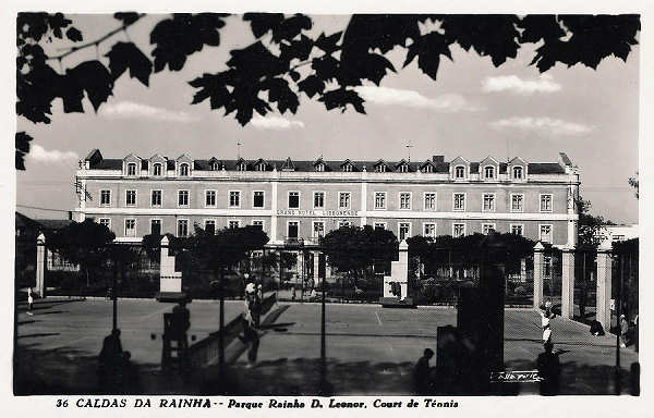 N.� 36 - Portugal Caldas da Rainha Parque Rainha D.Leonor. Court de Tenis - Editor Passaporte Loty (Editado em 1951) - Dimens�es: 9x14 cm. - Col. Miguel Chaby