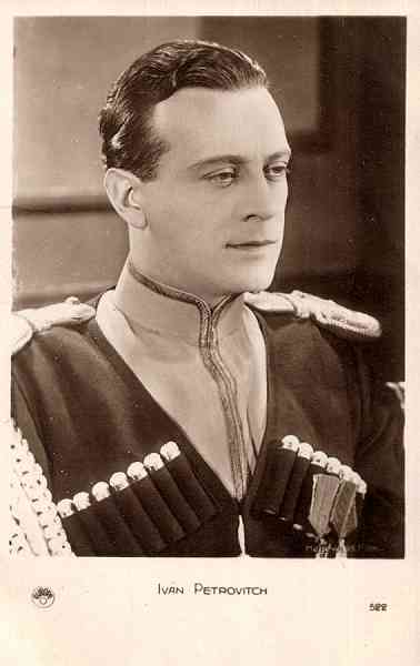 N.� 522 - Ivan Petrovitch Megeweld Film - Sem indica��o da Edi��o, Made in France - S/D - Dimens�es: 8,8x13,7 cm. - Col. Carneiro da Silva (d�cada de 1930 - Filme: O Anel da Imperatriz Scherazad)