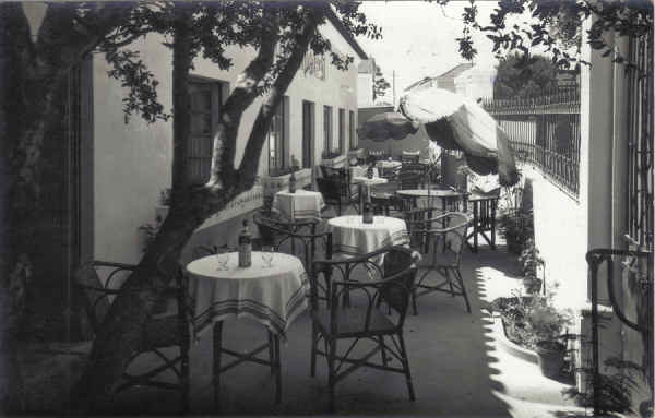 SN - CURIA - Esplanada da Pensao Imperial - Foto Gamelas - Arcos, Anadia - Dim.13,8x8,8 cm - 1951 - Col. A. Sim�es (398).