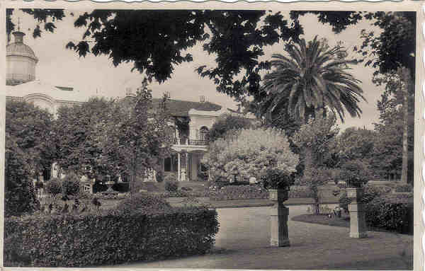 SN - CURIA - Portugal - Um trecho doJardim - Ed. Soc. �guas da Curia - SD - Dim. 13,8x8,8 cm - Col. A. 