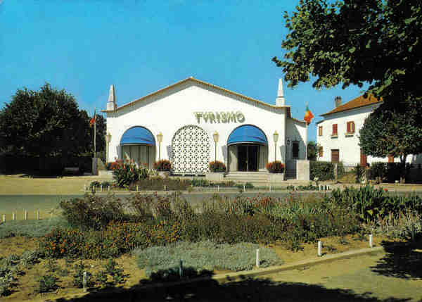 N� 23 - CURIA - Portugal - Junta de Turismo da Curia - Ed.da Junta de Turismo da Curia - 15,0x10,5 cm. - Col. A. Sim�es 1011.