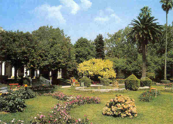 N� 1599 - CURIA - Jardim - Ed. Portugal Tur�stico - 14,7x10,5 cm. - Col. A. Sim�es 1022.