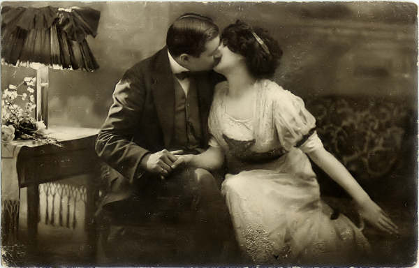 N� 2921 - Rototaglio - SD - Circulado em 1920 - Dim. 9x13,8 cm