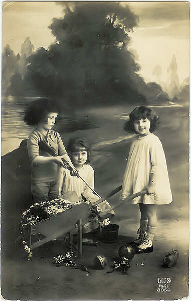 N� 8054 - SD - Circulado - Dim. 13,6x8,6 cm - Col. M. Soares Lopes