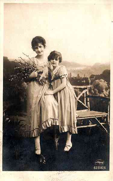 AMAG 62356/6 - Editor n�o referido - S/D - Dimens�es: 8,9x13,5 cm. - Col. Carneiro da Silva (Circulado em 03/01/1931)