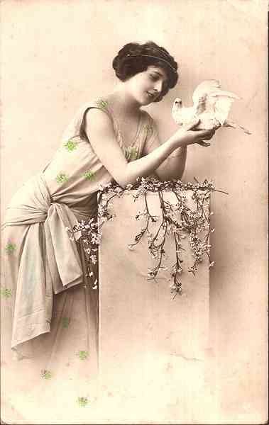 S/N - Editor n�o indicado - S/D - Dimens�es: 8,5x13,5 cm. - Col. Carneiro da Silva (Circulado em 24/09/1934)