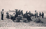 N.� 135 - Portugal. Espinho. Escolha da Sardinha na Praia - Editor Emilio Biel - Dim.  14x9 cm. - Col. M. Chaby