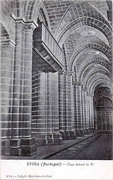 N� 373 - Nave lateral da S� - Edi��o Martins, Lisboa - Dim. 138x87 mm - Col. A. Monge da Silva (cerca de 1909)