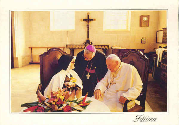 N.� 1600 - F�TIMA Jo�o Paulo II e L�cia - Edi��o Centro de Caridade "Nossa Senhora do Perp�tuo Socorro" - Porto - S/D - Dimens�es: 14,9x10,5 cm. - Col. Manuel e F�tima B�ia.