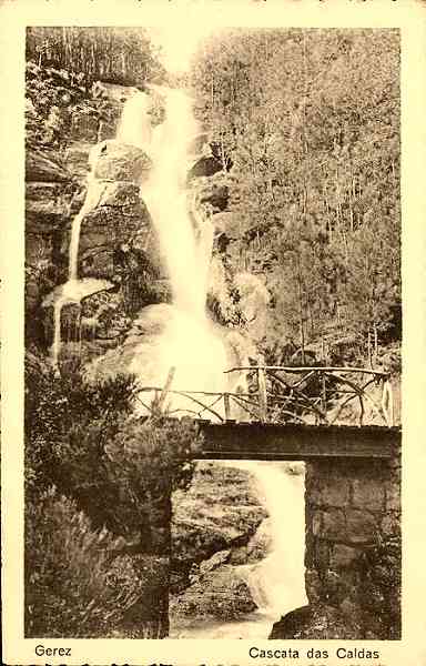 S/N - Gerez-Cascata das Caldas - Foto Gonzalez - Edi��o da Loja Hespanhola, Braga, Filial nas Caldas do Gerez - Dimens�es: 8x9x14 cm. - Col. Aur�lio Dinis Marta.