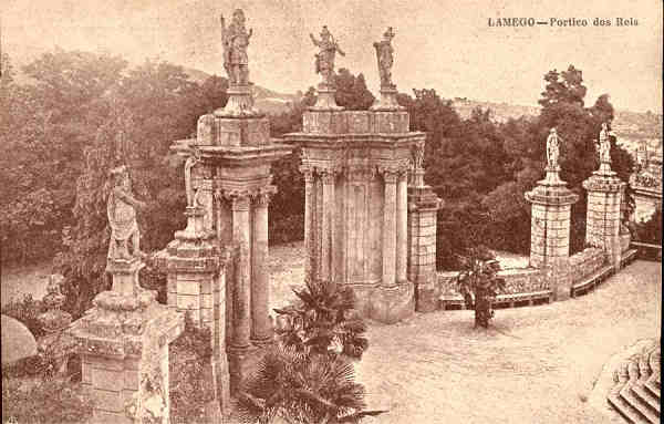S/N - Lamego-Portico dos Reis - Edi��o Manuel Queiroz - S/D - Dimens�es: 14,1x9 cm. - Col. Aur�lio Dinis Marta.