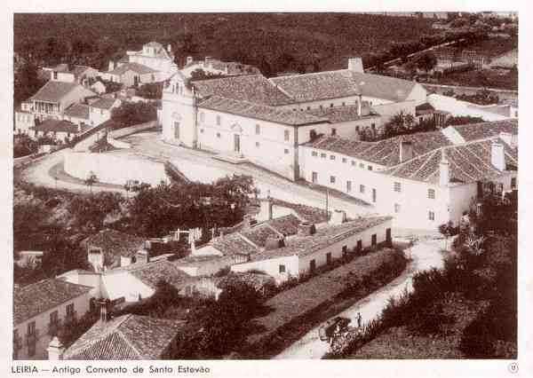 N.� 12 - LEIRIA-Antigo Convento de Santo Est�v�o - Editor: Comissao Cultural das Obras Sociais do Pessoal da C. M. Leiria - Dimens�es: 15x10 cm. - Col. R. Gaspar.