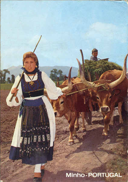 N� 288 - MINHO, Ribeira de Lima. Cena campestre - Edi��o Lusocolor, Viana do Castelo - Dim. 15x10,3 cm - Circulado em 1976 - Col. A. Monge da Silva