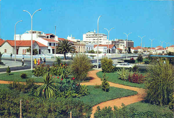 N� 241 - MONTE GORDO. Trecho do Jardim - Foto C�sar de S� - Edi��o C�sar de S�, Av. �lvares Cabral, Lisboa - Circulado em 1973 - Dim. 14,8x10 cm - Col. A. Monge da Silva