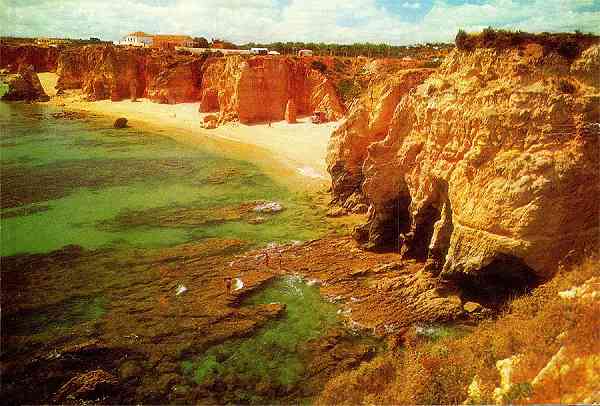 N.� 37 - PORTUGAL-ALGARVE Praia da Rocha - Edi��o C�SAR DE S�, Av. �lvares Cabral, 40-6� D.t� Tel. 683172, Lisboa -  Fotografia a cores de C�sar de S� - S/D - Dimens�es: 14,8x10 cm. - Col. HJCO (Circulado em 1971)