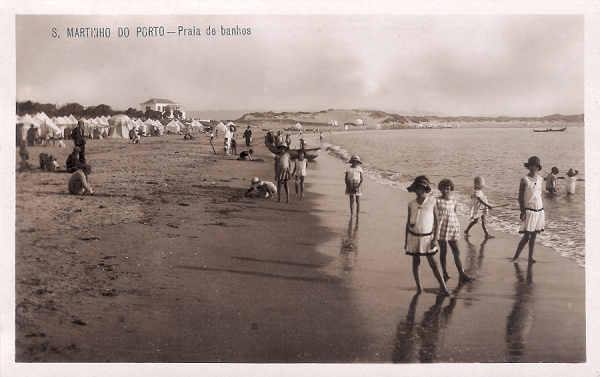 N� 9 - Portugal. S. Martinho do Porto. Praia de banhos - Edi��o Julio Mira Coelho - Dim.9x14 cm. - Col. M. Chaby