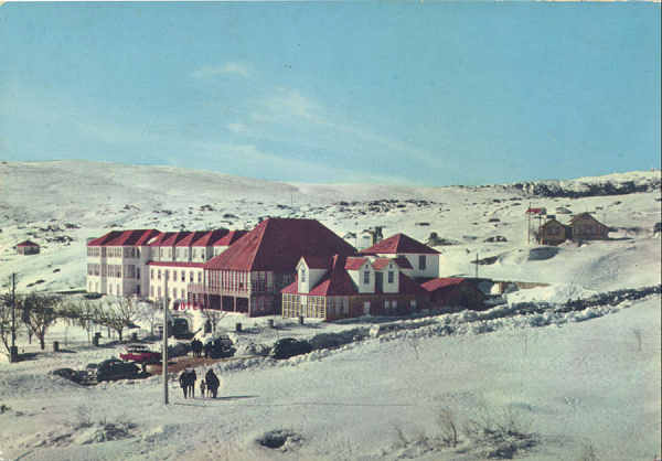 N� 433 - PENHAS DA SAUDE. Hotel - Edi��o Costa Santos, Guarda - SD - Dim. 15x10,5 - Circulado em 1965 - Col. A. Monge da Silva.