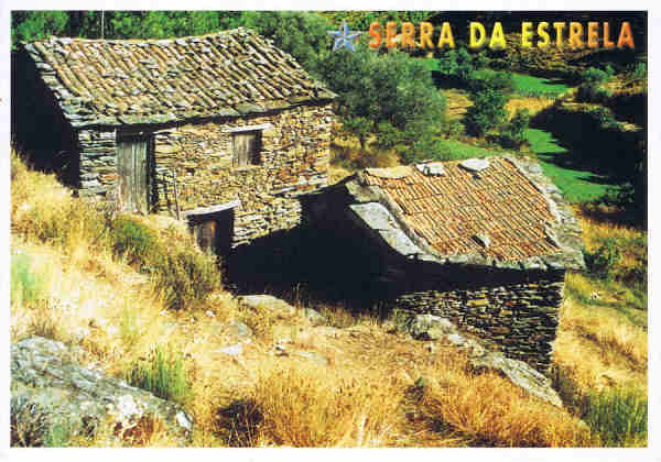 SEV-0019 - SERRA DA ESTRELA (PARQUE NATURAL) Beira Alta PORTUGAL Casas t�picas rurais - Ed. GRAFIPOST - Editores e Artes Gr�ficas,Lda - TEL. 214342080 FILIAL-LOUL� - 2006 - Dim. 15x10,5 cm - Col. F�tima B�ia (2010)