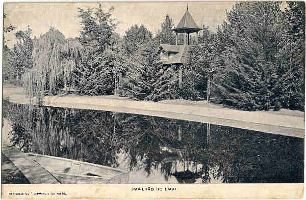 SN - VIDAGO-PAVILH�O DO LAGO - Edi��o da Empreza das Aguas de Vidago, Limitada-S�DE EM LISBOA: Avenida da Liberdade, 122-126-Tel.1226 - DELEGA��O NO PORTO: Rua Candido dos Reis, 93-95 - SD -  Dim. 9x14 cm. - Impresso nas Officinas do "Commercio do Porto" - Col. Jaime da Silva (Circulado em 1923).