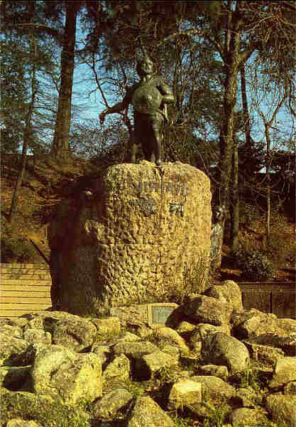 N.� 1450 - Viseu-Portugal: Monumento a Viriato - Edi��o LIFER, Porto - Fotografia de FISA - S/D - Dimens�es: 10,2x14,7 - Col. HJCO (1989)