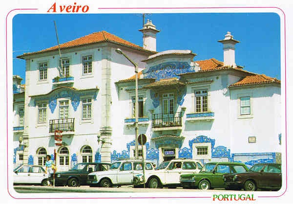 N� 19 - AVEIRO Portugal Esta��o de caminho de ferro - Ed. �NCORA - EDI��ES ART�STICAS LISBOA - DISTRIBUIDORES BRUNO DA ROCHA - AVEIRO - S/D - Dim. 15x10,5 cm. - Col. F�tima B�ia.