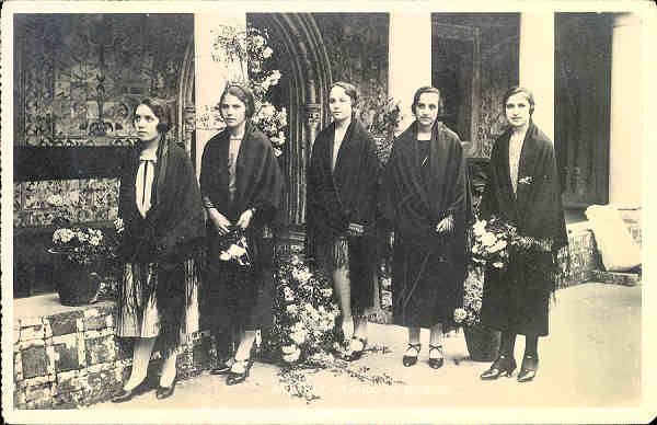 SN - AVEIRO - Grupo de Tricanas - Edicao de Souto Ratolla, Aveiro - SD - Dim. 14,1x9,1 cm. - Col.Paulo Neves (circ. 26-9-1935).