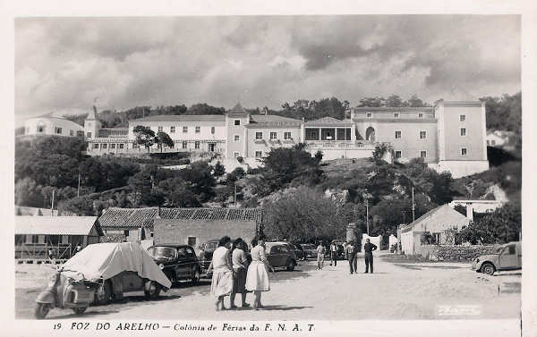 N� 19 - Foz do Arelho. Col�nia de F�rias da FNAT - Editor Passaporte Loty (1951) - Dim. 9x14 cm - Col. Diamantino Fernandes