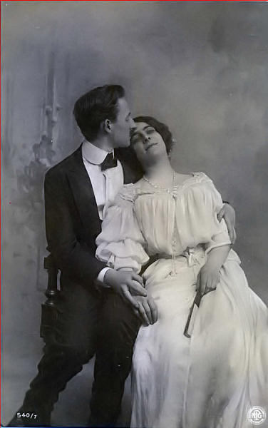 Serie 540/7 - Editor Neue Phtographiche Gesellschaft AG, Steglitz, Alemanha - Dim. 13,7x8,5 cm - Col. Am�lcar Monge da Silva (cerca de 1904)