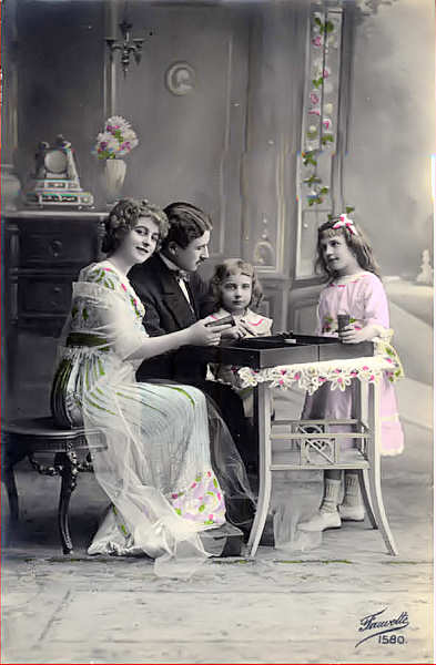 N� 1580 - Editor Fauvette, Fran�a - Circulado em 1914 - Dim. 13,7x8,8 cm - Col. Am�lcar Monge da Silva