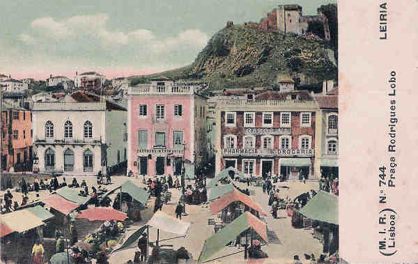 N.� 744 - Portugal. Leiria - Pra�a Rodrigues Lobo (Mercado) - Editor M.I.R., Lisboa (1910) - Dim. 9x14 cm. - Col. M. Chaby