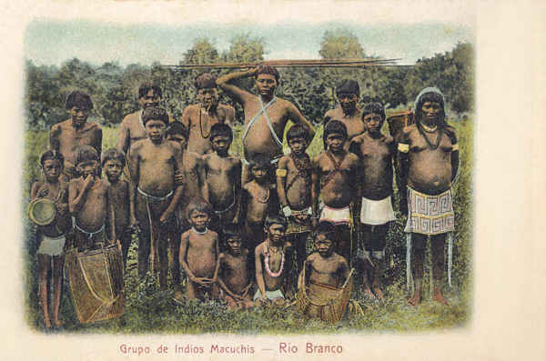 N� 4637 - Rio Branco, Grupo de Indios Macuchis - Dim. 14x8,9 cm - Edi��o Photographia Allem�, Man�os - Col. Am�lcar Monge da Silva (cerca de 1900)